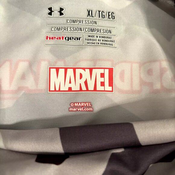 Under Armour Spider Man Camouflage Compression Gray White Red Shirt - Size XL - Picture 4 of 9